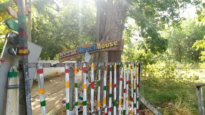 Neem Beach House Тринкомали Экстерьер фото